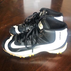 Boys Nike Baseball Huarache Cleats Size 1